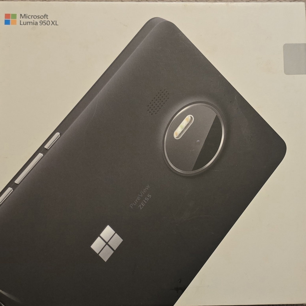 Microsoft Lumia 950 XL Black Smartphone (Rear View)